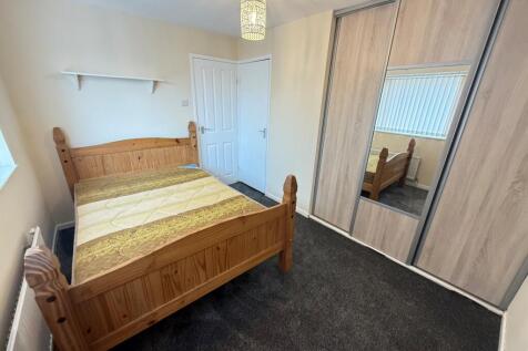 Bedroom (2)