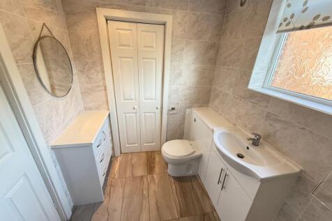 Bathroom (2)