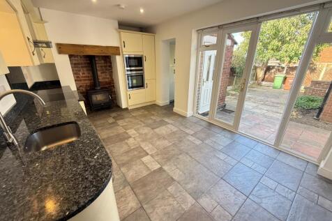 Kitchen (3)