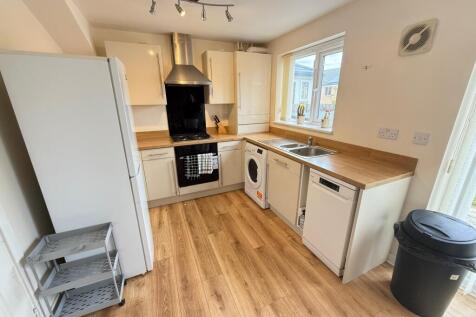 19 Friarwood Avenue Kitchen
