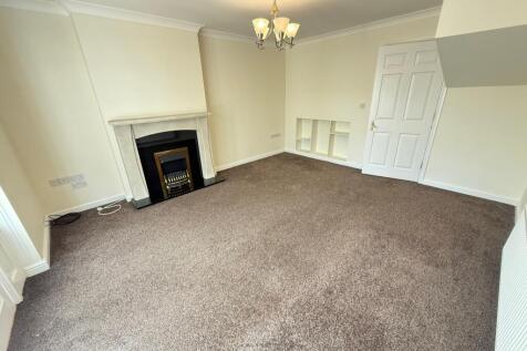 18 Riverside Court Lounge 1