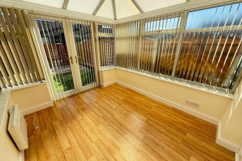 18 Riverside Court Conservatory 2