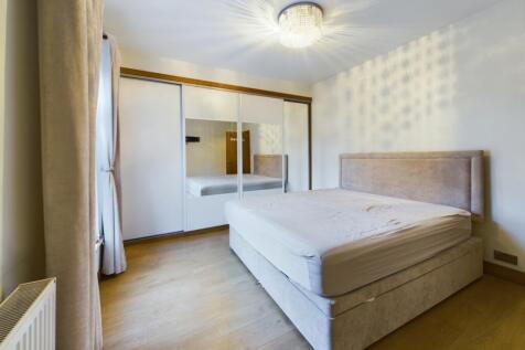 108 Station Road  (16)