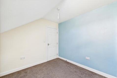 CAM05488G0-PR0033-STILL026