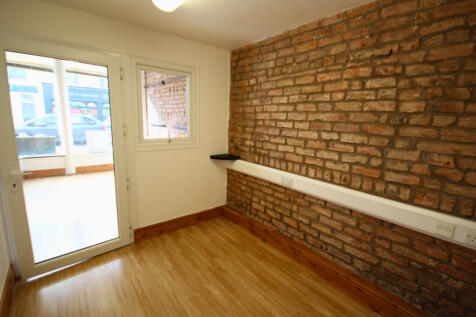 Inner ground office