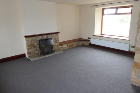 3 bedroom Semi Detached for rent