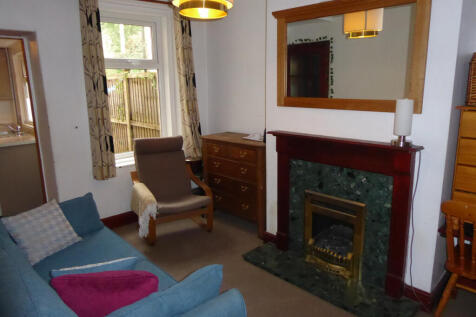 Living or dining room