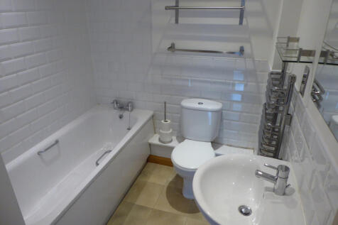 Main bathroom