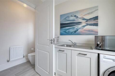 Utility &amp; Cloakroom