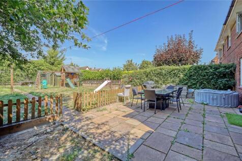 Larage Rear Garden