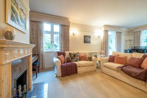 Hacheston Lodge -...