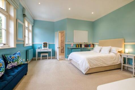 Hacheston Lodge -...