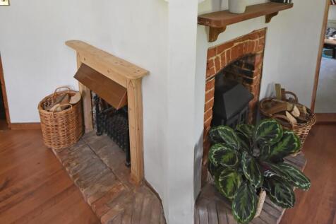 dual fireplaces