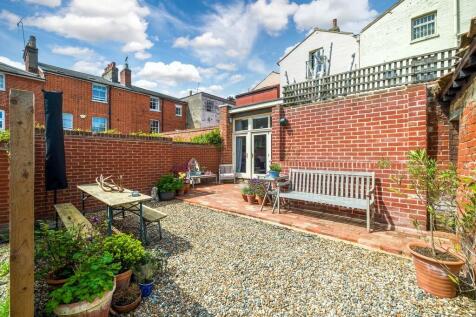 4 St Johns St-38