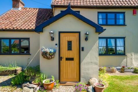 Browns Farmhouse-...