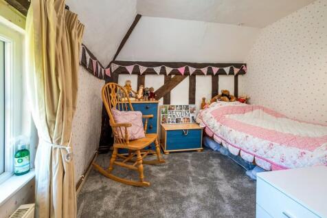 Browns Farmhouse-...