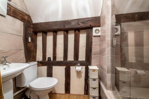 Browns Farmhouse-...