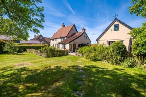 Browns Farmhouse-...