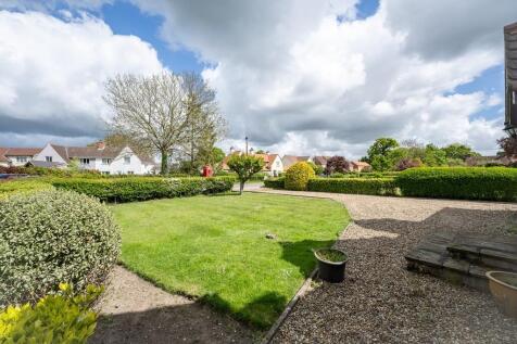 Barnfield House-4...