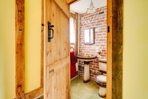 Barnfield House-7