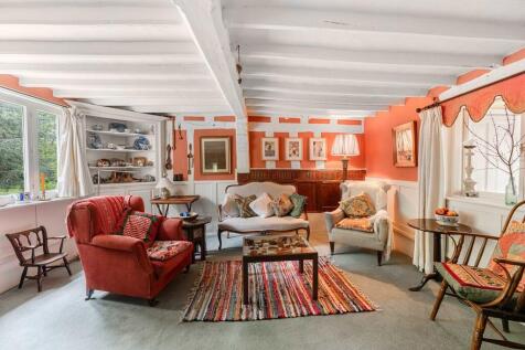 TheOldManor-Sitti...