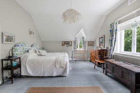 TheOldManor-Bed1 ...