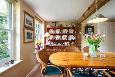Brook House-17