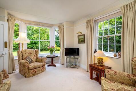 Brook House-24