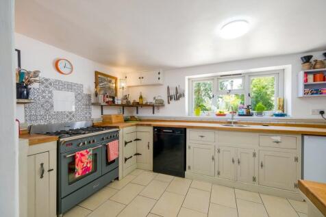 Ivy House-11