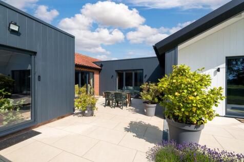 Bullrush Barn-38