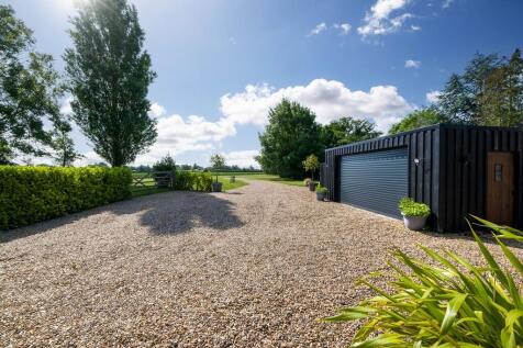 Bullrush Barn-40