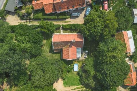 Wood Cottage_-12 ...