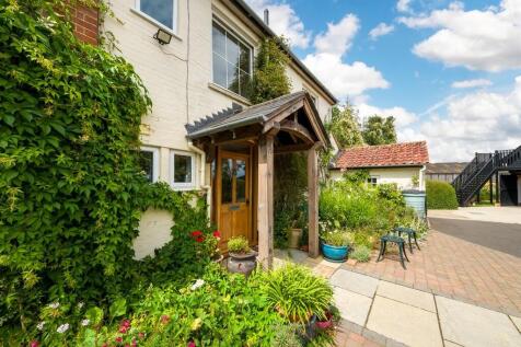 Gate Farm House-3