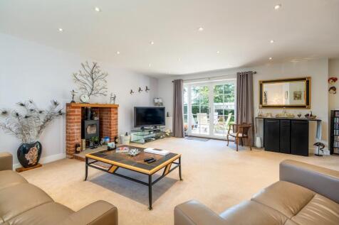 Byfield House-14