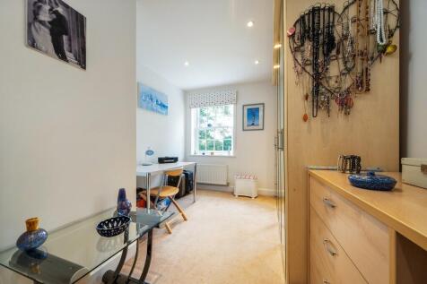Byfield House-34