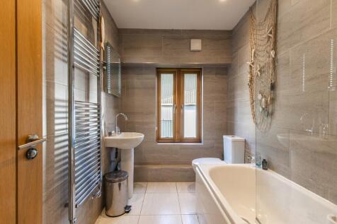 MBMMere Barn_-27 ...