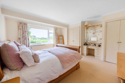 BrettVale-Bed1 2