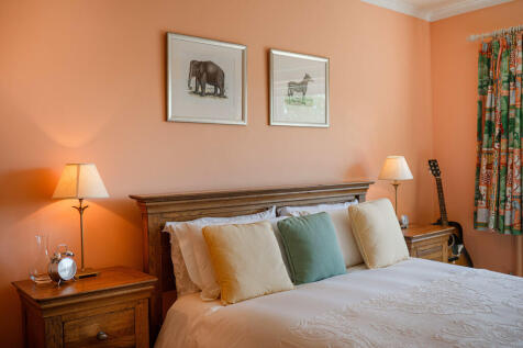 BrettVale-Bed2 3