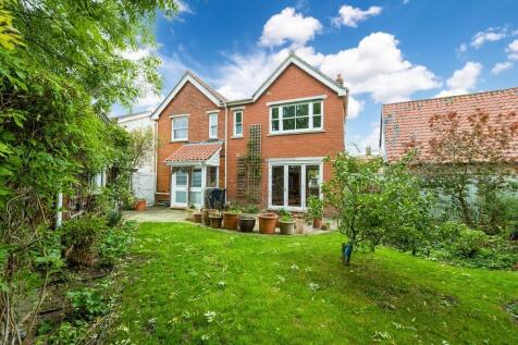 DHMDarwin House-4...