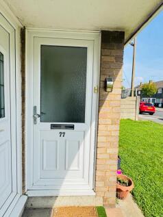Stunning 2-Bedroom Flat in Chadwell Heath ¿ Ide