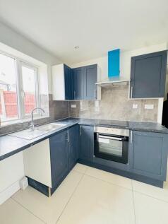Cozy One-Bedroom Flat for Rent in Chadwell Heath 