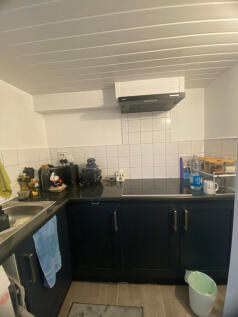 Beautiful Studio Flat in Dagenham on Limbourne Av
