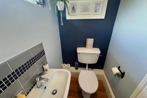 GUEST WC