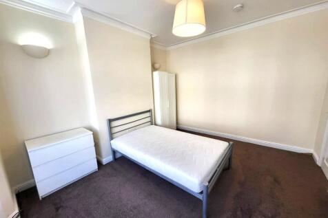 Room Pic 2