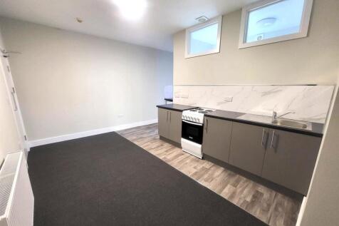 Kitchen/ Dining Pic 2
