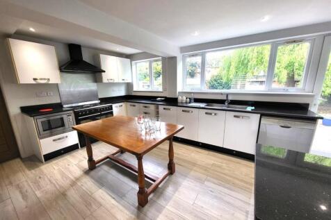 Kitchen Pic 3
