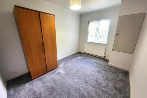 Bedroom 2 Pic 1
