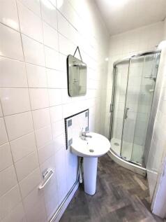 Shower Room Pic 1