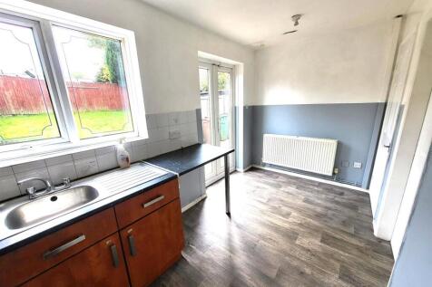 Kitchen Pic 2
