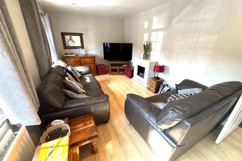 Sitting Room Pic 1